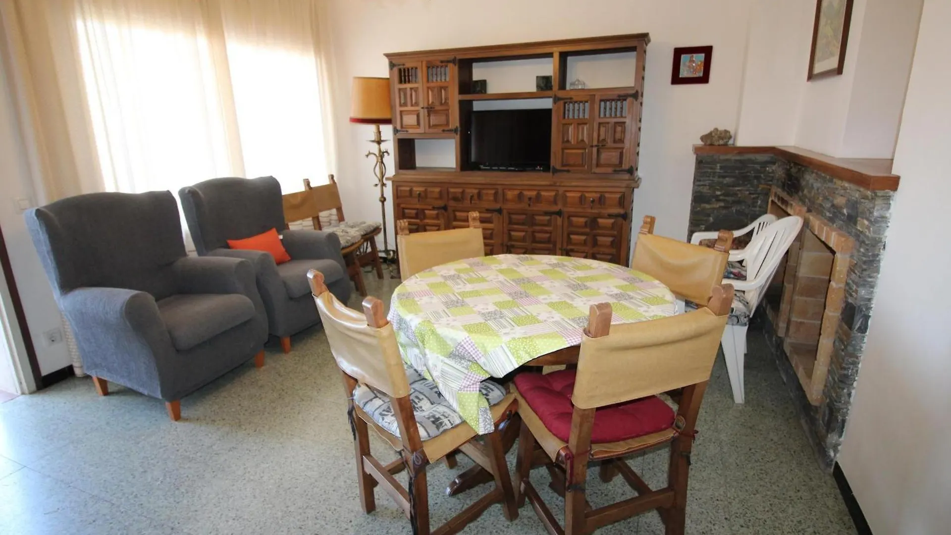 Apartamento Con Gran Terraza Y Vistas Panoramicas, A 300 M De La Playa. - Es-228-45 Llanca